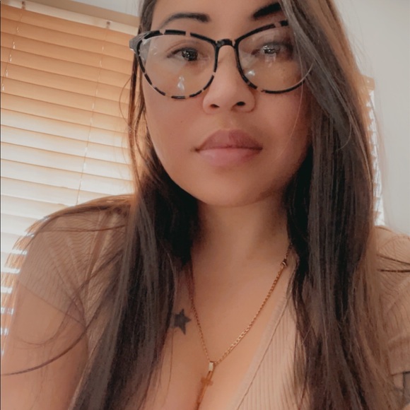 - Connect with me on Instagram!!! - Picture 2 of 12